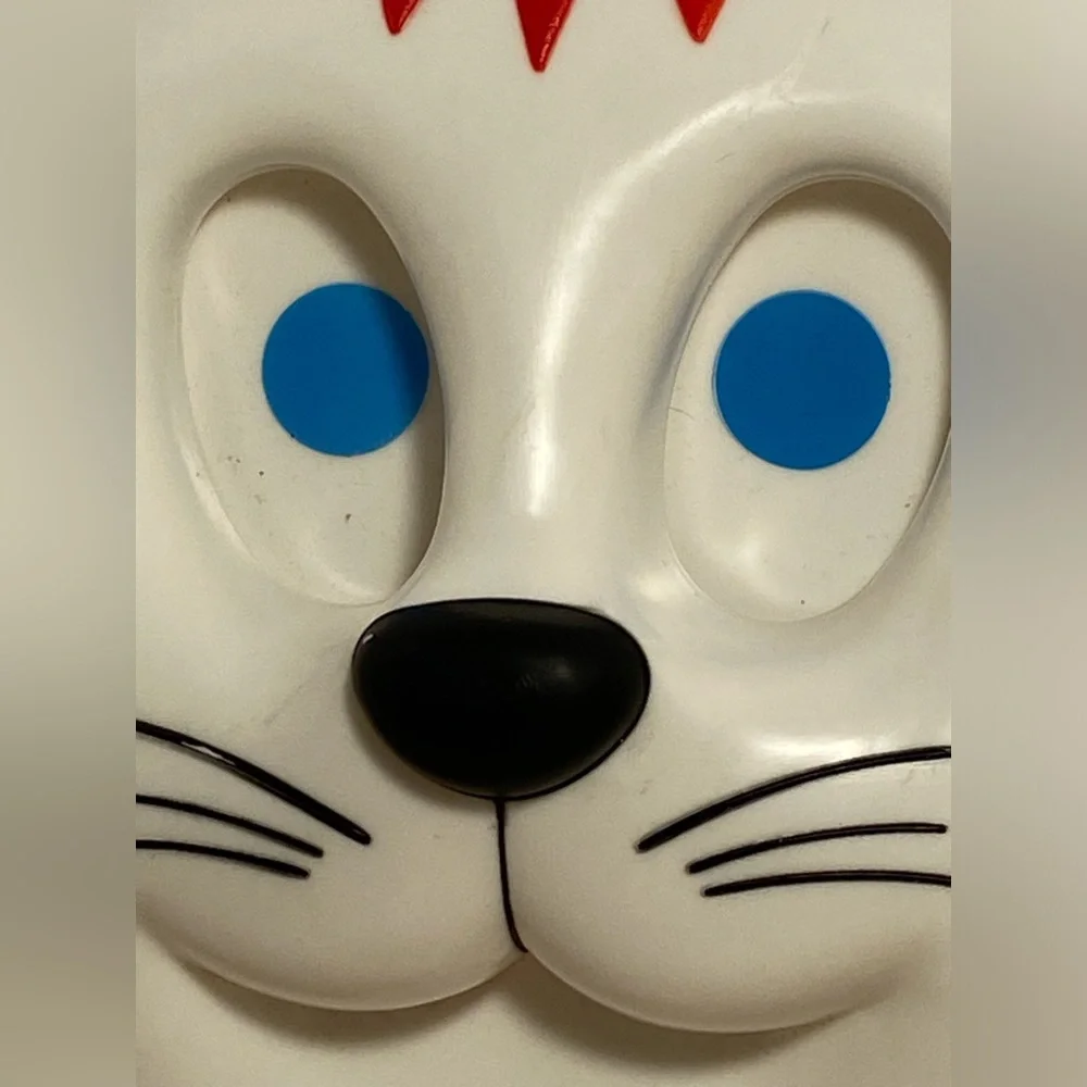 Vintage Cat Face Hook Happy Animal wall hanger kids towel hook 1980s 80s retro